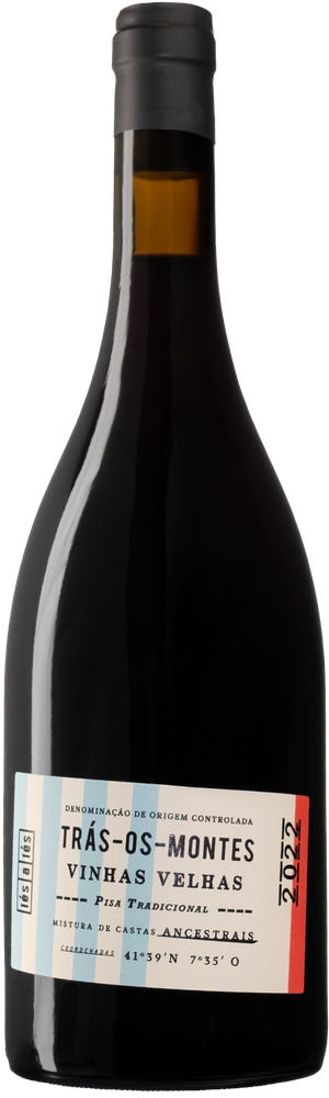 Vinhas Velhas red wine bottle from Lés-a-Lés
