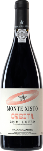 Monte Xisto Órbita red wine bottle from Nicolau de Almeida